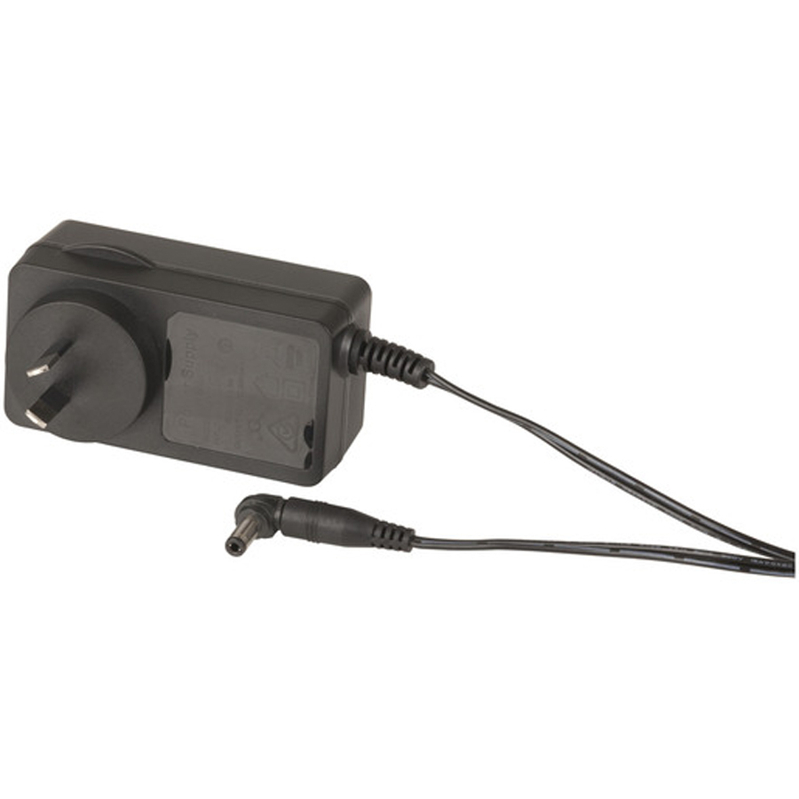 12VDC 4A 48W Switchmode Mains Adaptor with 7 Changeable Plugs 
